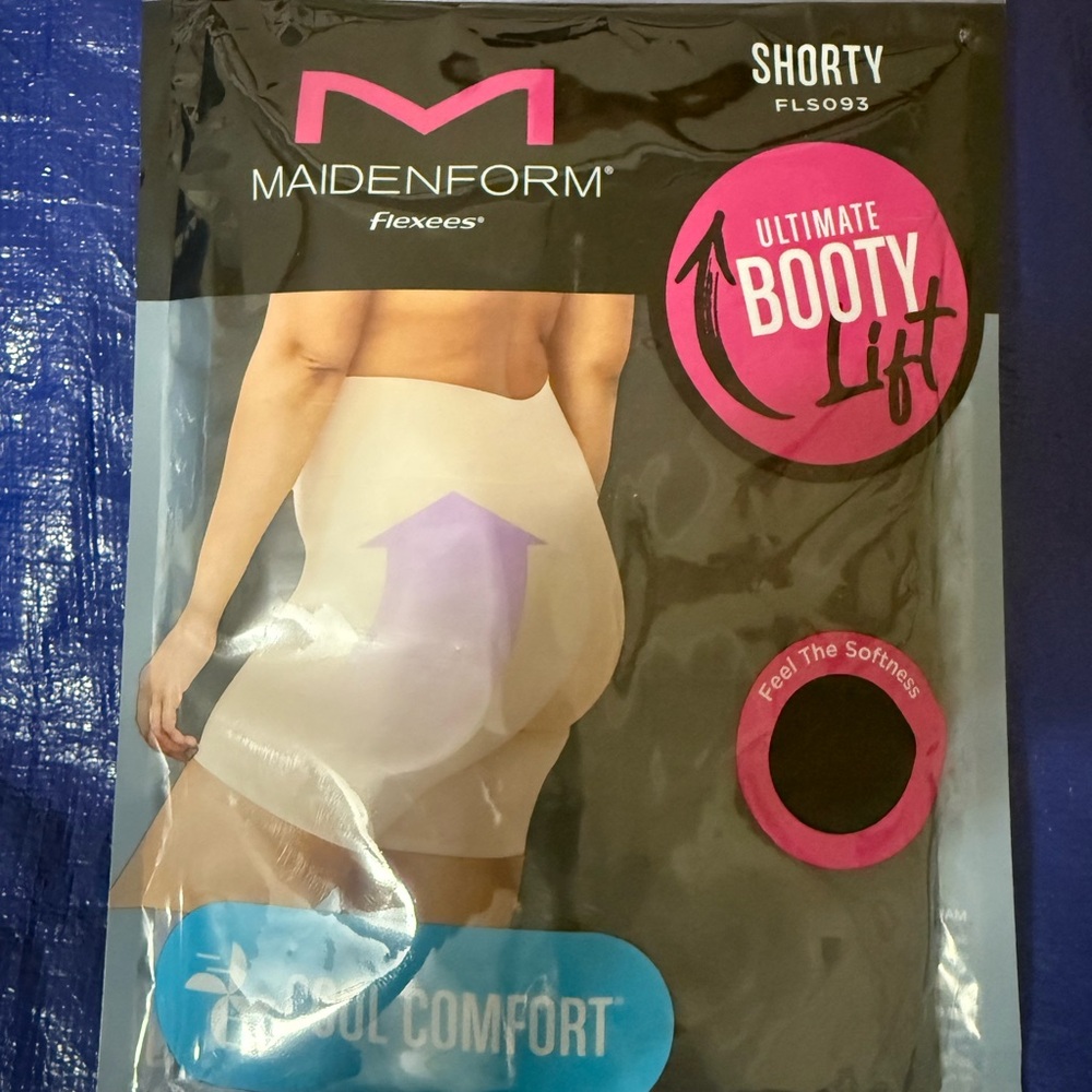 Maidenform Flexees Booty Lift Shorty - Black